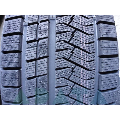 Triangle PL02 255/45 R20 105V XL